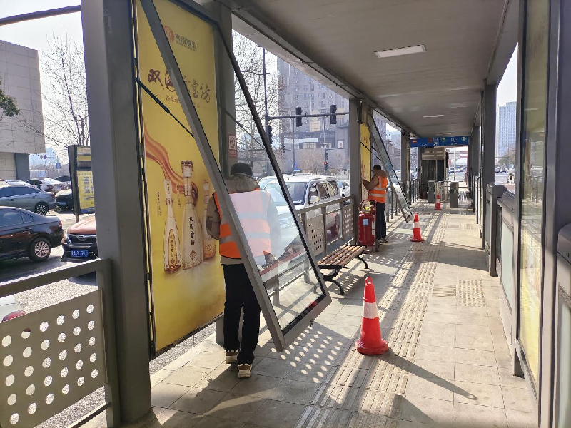 乐鱼官方网站-乐鱼（中国）
赫喆党支部组织开展2023年度“学雷锋 我行动”系列主题实践活动