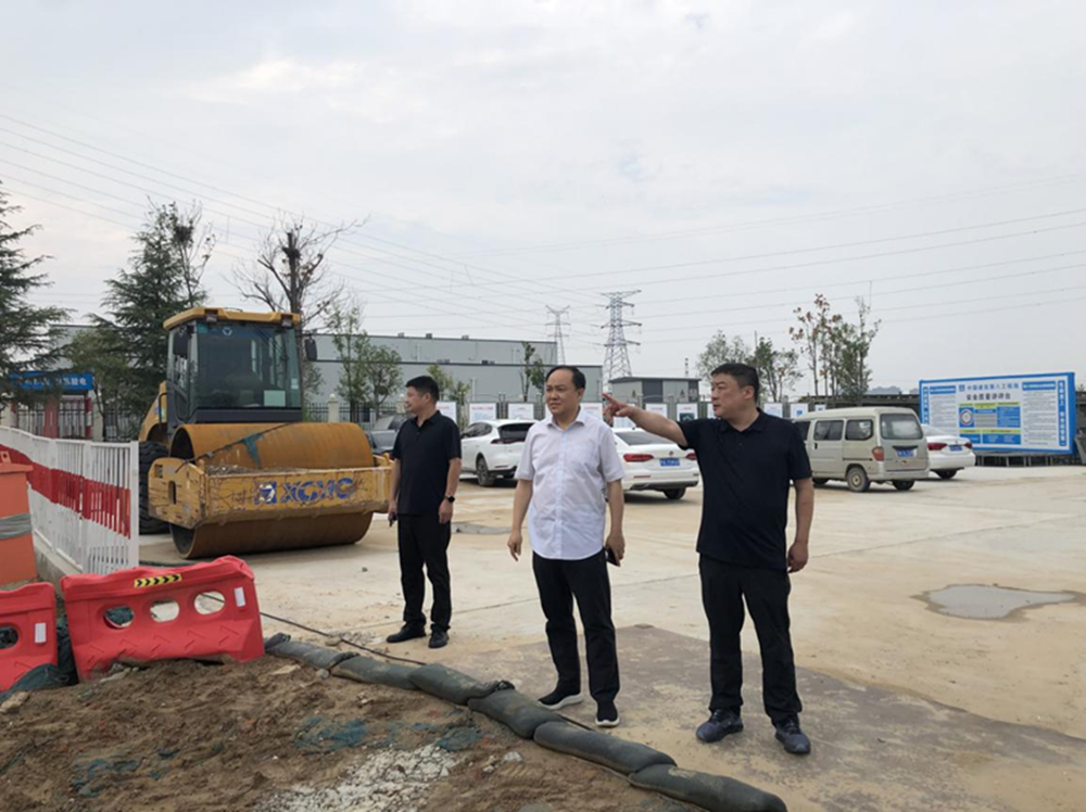 乐鱼官方网站-乐鱼（中国）
党委委员、副总经理张岩到侯寨新镇区安置区调研项目建设工作